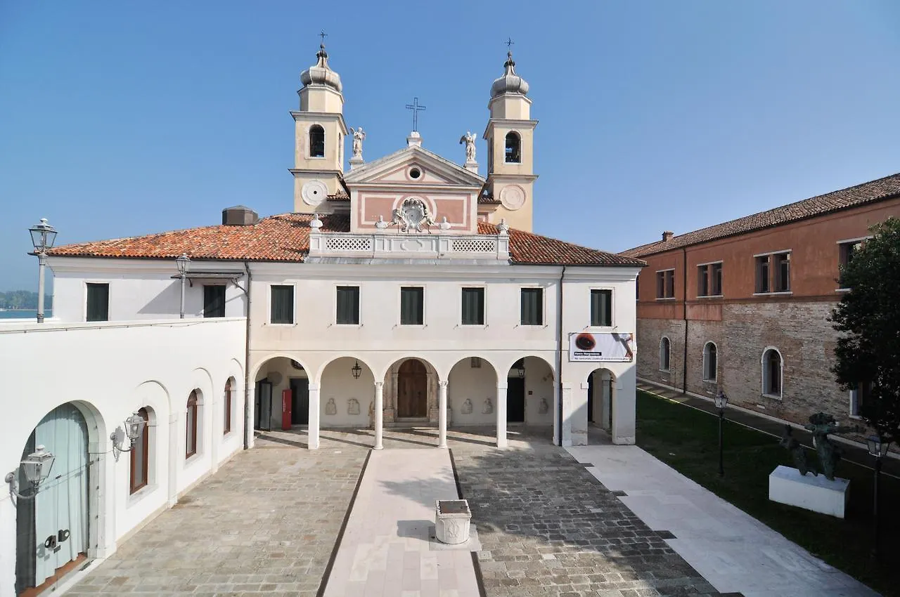 فندق Isola Di San Servolo - Centro Soggiorno البندقية