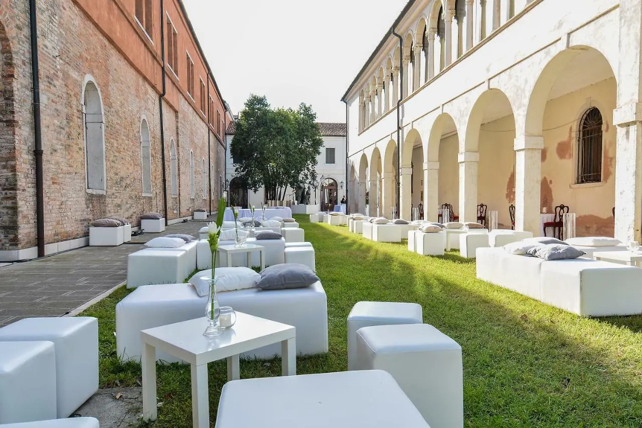 فندق Isola Di San Servolo - Centro Soggiorno البندقية